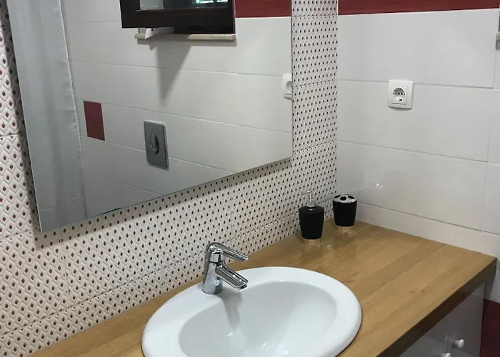 Ivica Apartamento *